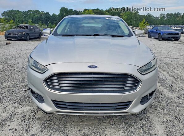 3FA6P0HD9GR124152 2016 FORD FUSION Silver Widok z przodu