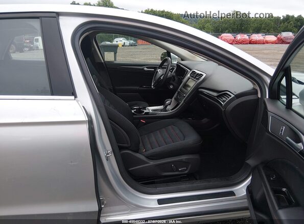 3FA6P0HD9GR134809 2016 FORD FUSION Серебряный Вид салона спереди