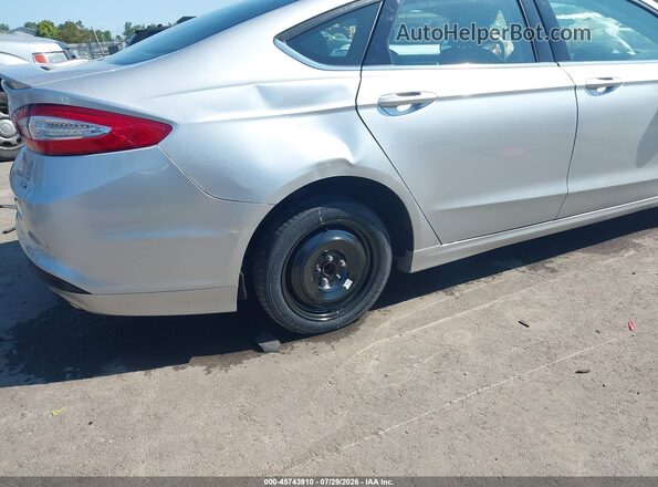 3FA6P0HD9GR267411 2016 FORD FUSION Silver 