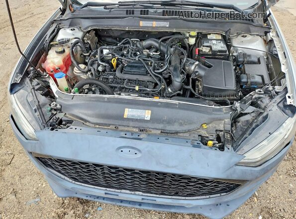 3FA6P0HD9HR250108 2017 FORD FUSION Silver Սալոնի հետևի տեսք