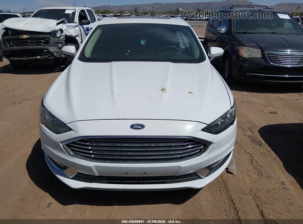 3FA6P0HD9HR387467 2017 FORD FUSION White Widok deski rozdzielczej