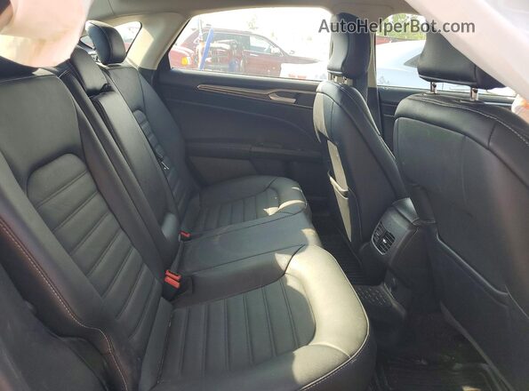 3FA6P0HD9JR202808 2018 FORD FUSION Silver Հետևի նստատեղերի տեսք