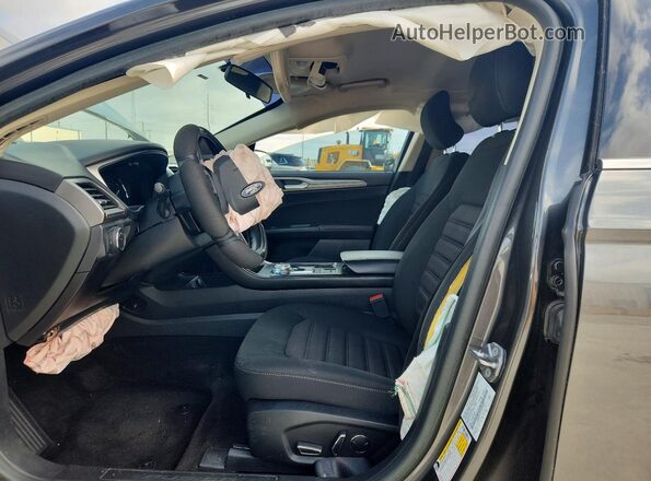 3FA6P0HD9JR218054 2018 FORD FUSION Серый Вид салона спереди