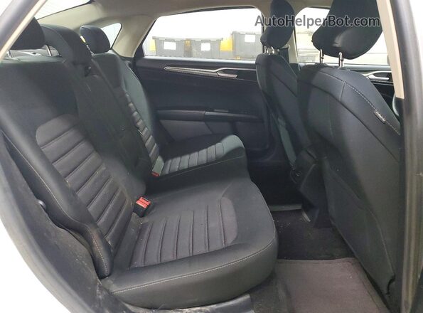 3FA6P0HD9JR237848 2018 FORD FUSION White Widok tylnych siedzeń