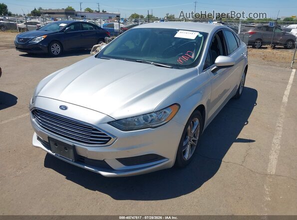 3FA6P0HD9JR241267 2018 FORD FUSION Silver Przód lewy
