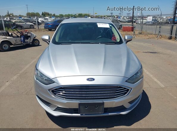3FA6P0HD9JR241267 2018 FORD FUSION Silver Widok zestawu wskaźników