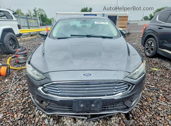 3FA6P0HDXJR217818 2018 FORD FUSION Gray Widok z przodu