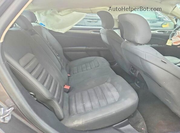 3FA6P0HDXJR217818 2018 FORD FUSION Gray Widok tylnych siedzeń