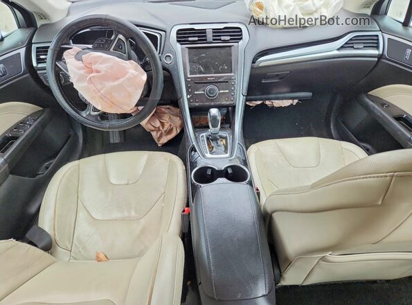 3FA6P0K92GR235520 2016 FORD FUSION Белый Вид панели приборов