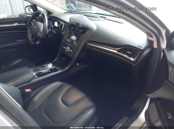 3FA6P0K94LR159759 2020 FORD FUSION Silver Vista interior delantera
