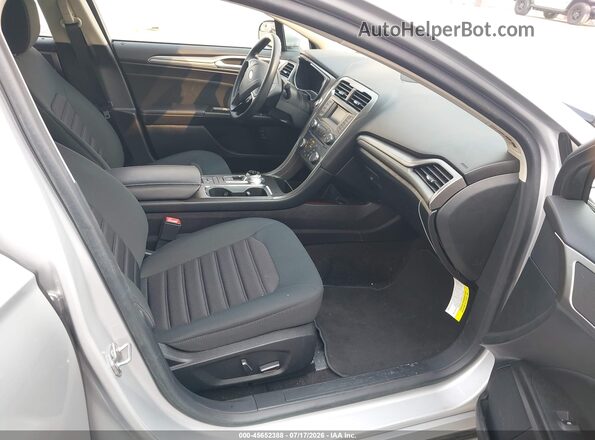 3FA6P0LU0JR254285 2018 FORD FUSION HYBRID Silver Սալոնի դիմացի տեսք