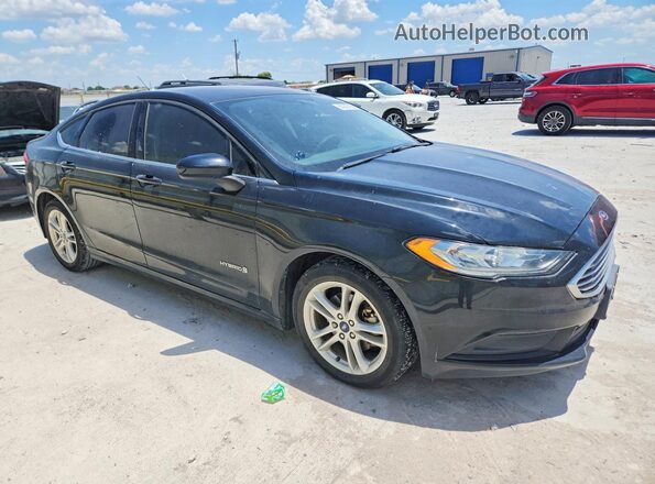 3FA6P0LU0JR260037 2018 FORD FUSION Black Front right