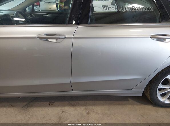 3FA6P0LU0LR263426 2020 FORD FUSION Silver Front view