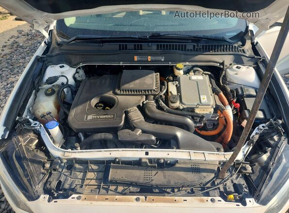 3FA6P0LU1JR227502 2018 FORD FUSION Белый Вид задней части салона