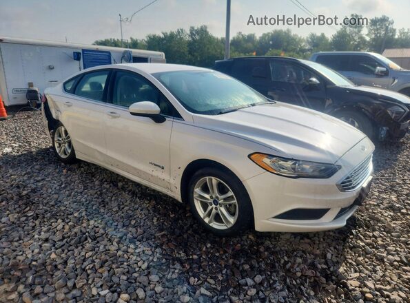 3FA6P0LU1JR227502 2018 FORD FUSION Белый Передняя правая четверть