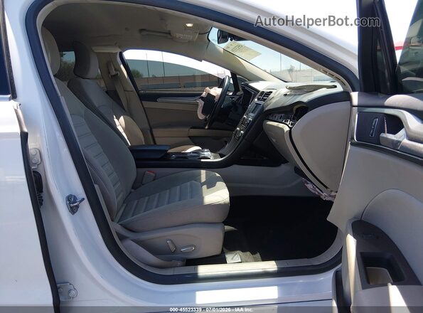 3FA6P0LU1JR261259 2018 FORD FUSION HYBRID White Widok wnętrza z przodu