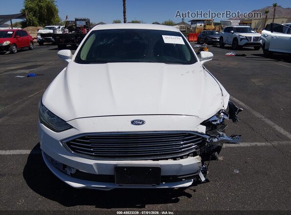 3FA6P0LU1JR261259 2018 FORD FUSION HYBRID White Widok wnętrza z tyłu