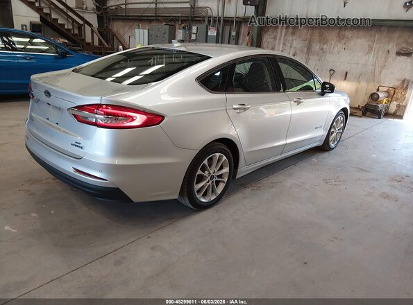 3FA6P0LU1KR149532 2019 FORD FUSION HYBRID Silver უკანა მარჯვენა