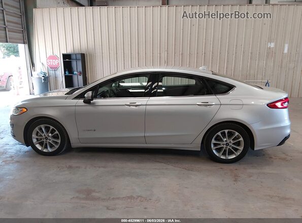 3FA6P0LU1KR149532 2019 FORD FUSION HYBRID Silver 