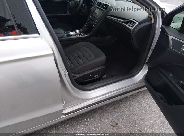 3FA6P0LU1KR274479 2019 FORD FUSION HYBRID Silver Vista interior delantera