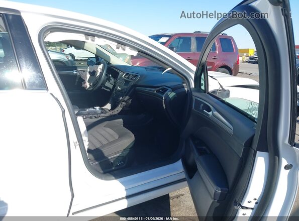3FA6P0LU2HR233349 2017 FORD FUSION HYBRID White Vista interior delantera