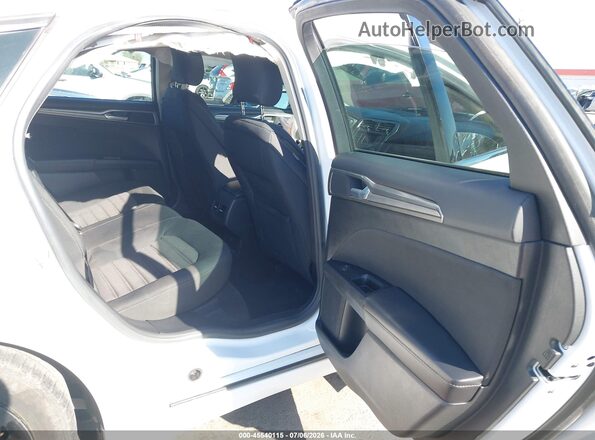 3FA6P0LU2HR233349 2017 FORD FUSION HYBRID White Vista de la etiqueta del VIN