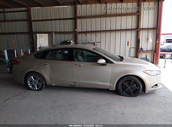 3FA6P0LU2JR140742 2018 FORD FUSION HYBRID Gold Widok zestawu wskaźników