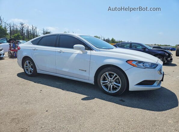 3FA6P0LU2JR163504 2018 FORD FUSION White Front right
