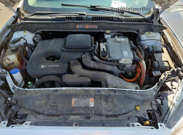 3FA6P0LU2JR163504 2018 FORD FUSION White Rear interior view