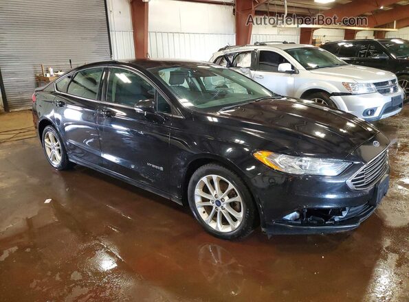 3FA6P0LU2JR194798 2018 FORD FUSION Черный Передняя правая четверть