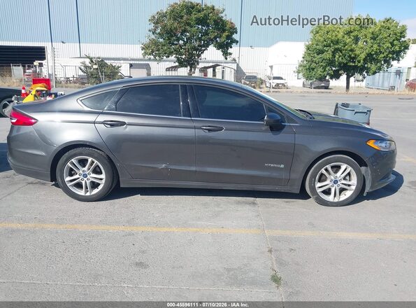 3FA6P0LU2JR196874 2018 FORD FUSION HYBRID Gray Widok wnętrza z tyłu