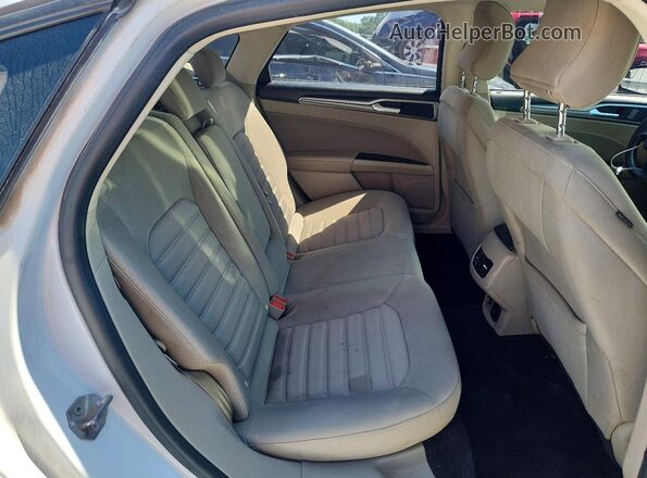 3FA6P0LU2JR235110 2018 FORD FUSION White Вид задніх сидінь