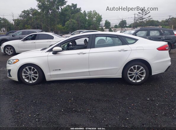3FA6P0LU2KR192096 2019 FORD FUSION HYBRID White Սալոնի 360 աստիճան տեսք