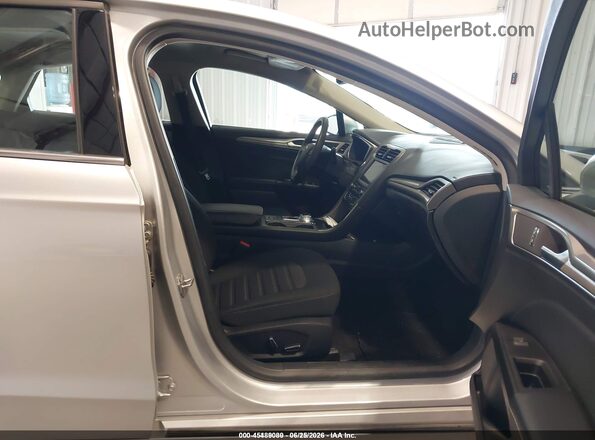 3FA6P0LU2KR274460 2019 FORD FUSION HYBRID Silver Front interior view