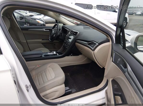 3FA6P0LU2LR101572 2020 FORD FUSION Белый Вид салона спереди