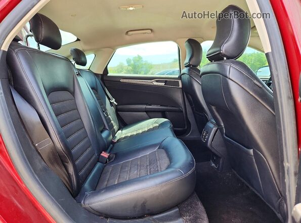 3FA6P0LU3HR278400 2017 FORD FUSION Красный Вид задних сидений