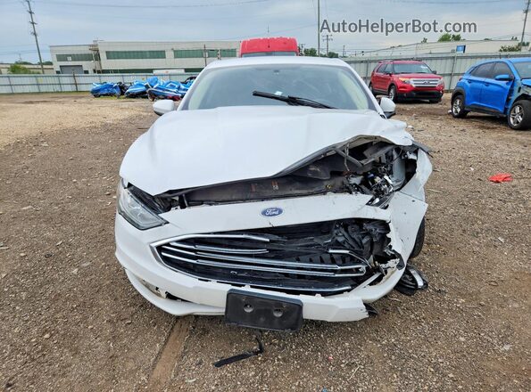 3FA6P0LU3JR160501 2018 FORD FUSION Белый Вид спереди