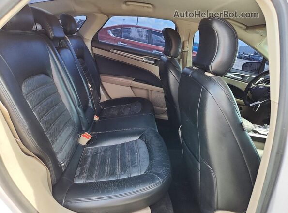 3FA6P0LU3JR174902 2018 FORD FUSION White Rear seats view