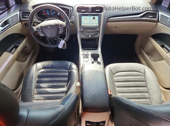 3FA6P0LU3JR174902 2018 FORD FUSION White Dashboard view