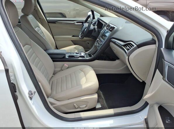 3FA6P0LU3JR271288 2018 FORD FUSION HYBRID White Vista interior delantera