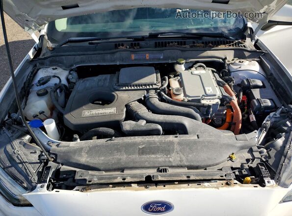 3FA6P0LU3KR130075 2019 FORD FUSION White Սալոնի հետևի տեսք
