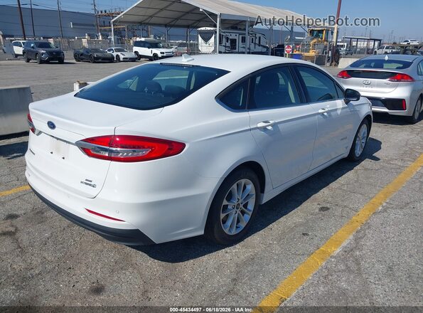 3FA6P0LU3KR258252 2019 FORD FUSION HYBRID White Rear right