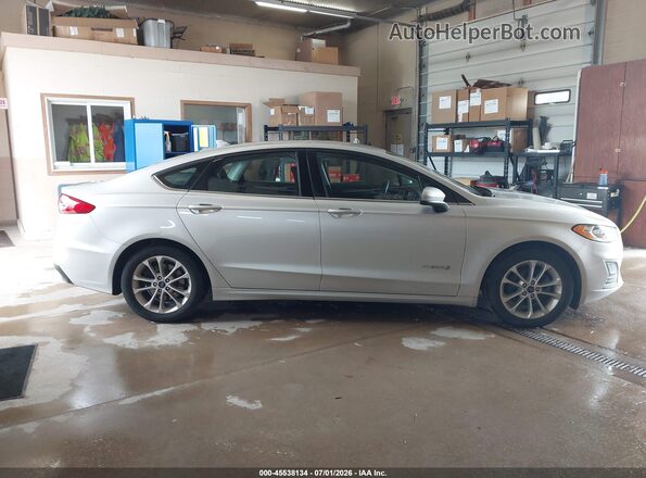 3FA6P0LU3KR274161 2019 FORD FUSION HYBRID Silver 