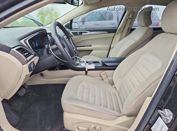 3FA6P0LU3KR286133 2019 FORD FUSION Черный Вид салона спереди