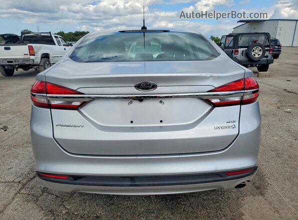 3FA6P0LU4JR139947 2018 FORD FUSION Silver Вид ззаду
