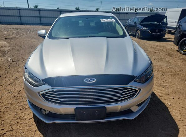 3FA6P0LU4JR153492 2018 FORD FUSION Silver Front view