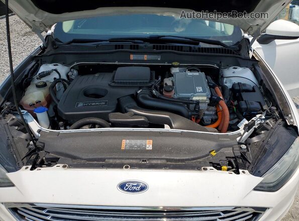 3FA6P0LU4JR243189 2018 FORD FUSION White Вид задньої частини салону