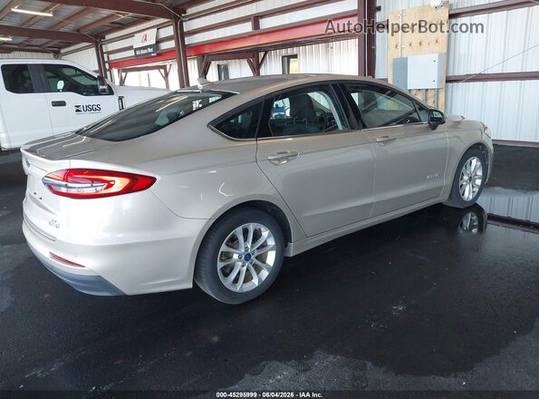 3FA6P0LU4KR115746 2019 FORD FUSION HYBRID Gold Հետևի աջ