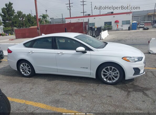 3FA6P0LU4KR211537 2019 FORD FUSION HYBRID White Սալոնի 360 աստիճան տեսք