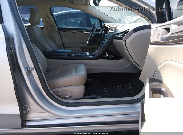 3FA6P0LU5JR119691 2018 FORD FUSION HYBRID Silver Vista interior delantera